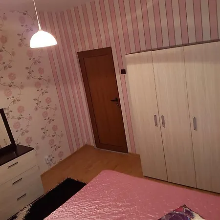General Kolev Apartment Warna